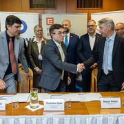 Podpis smluv mezi ČEZ Teplárenská a distributory tepla v Orlové a Bohumíně. 
